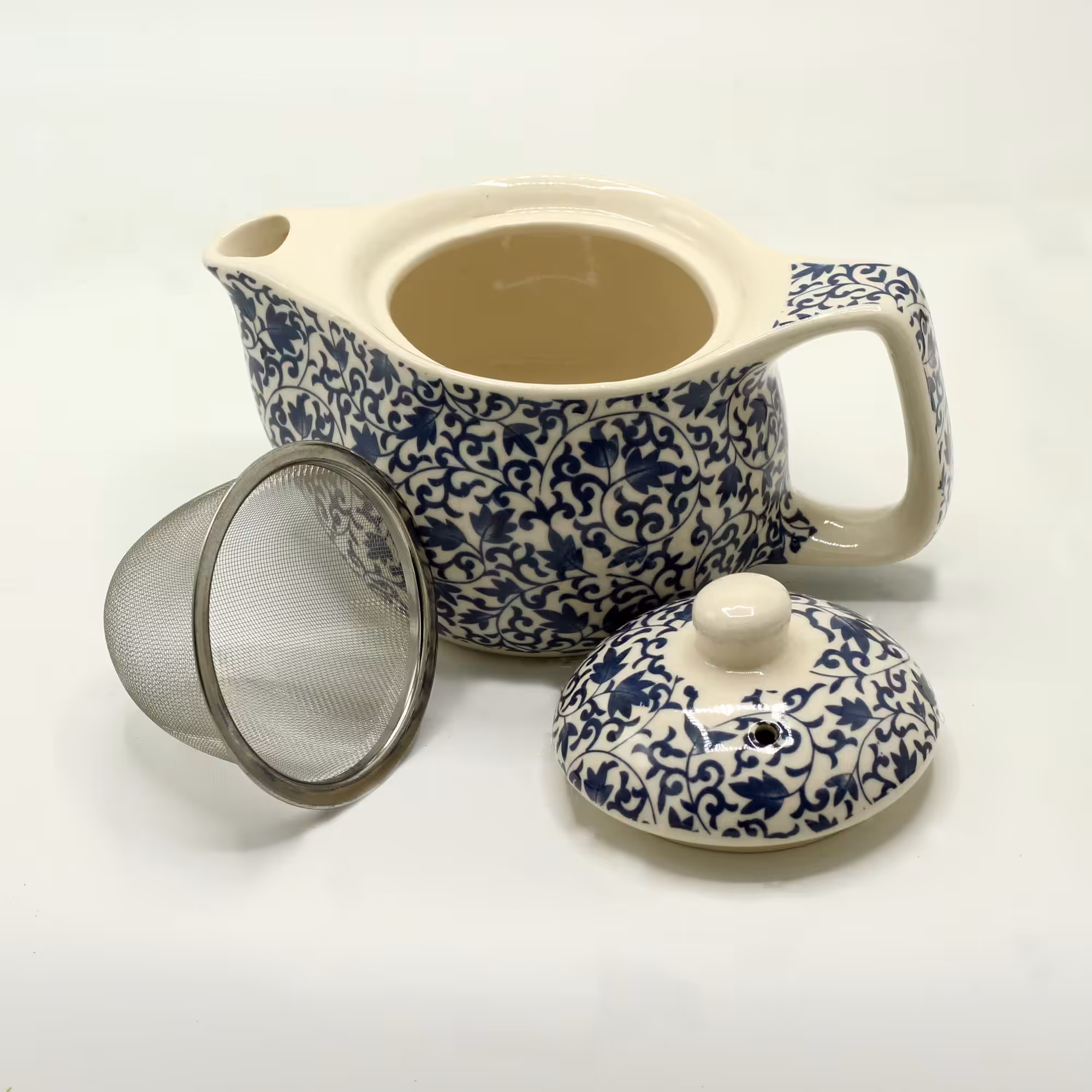 Small Herbal Teapot – Blue Pattern | www.artisan-gifts.co.uk 3 Small Herbal Teapot – Blue Pattern | www.artisan-gifts.co.uk 2
