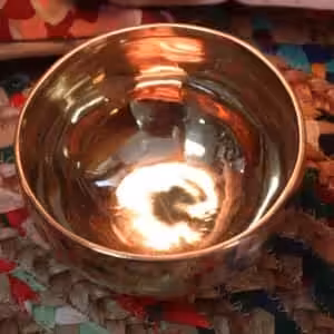 Small Shining Bell-Metal Handmade Singing Bowl (approx 550g) -13cm | www.artisan-gifts.co.uk 1