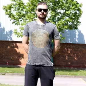 Small Stone Washed T-Shirt – Mandala – Dark Grey | www.artisan-gifts.co.uk 1