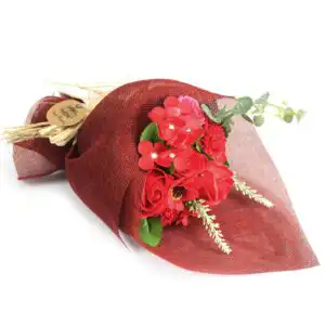 Standing Soap Flower Bouquet – Red | www.artisan-gifts.co.uk 1