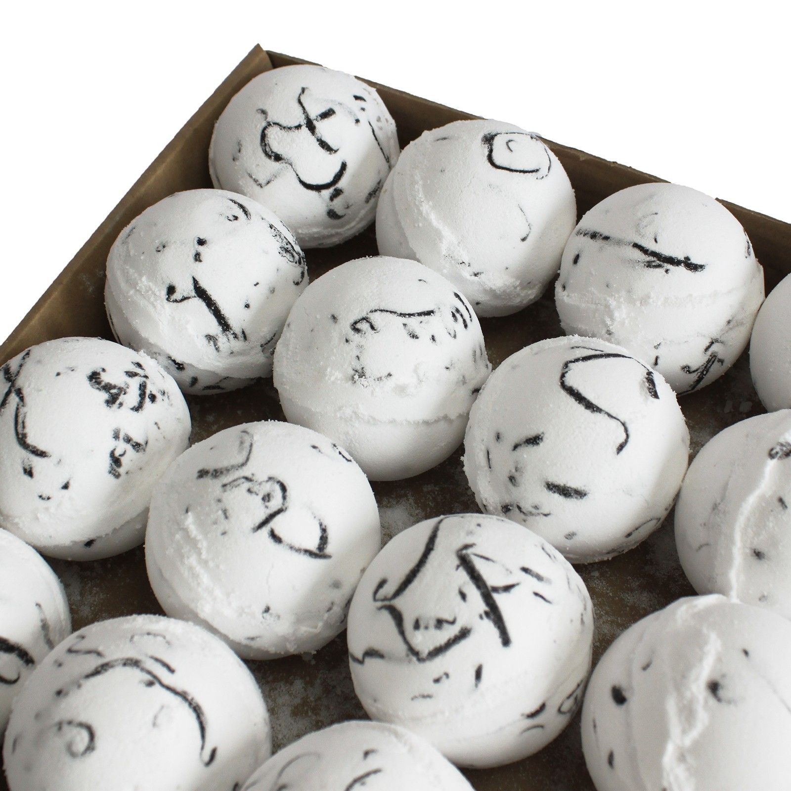 Tropical Paradise Coco Bath Bomb – Dragon Fruit | www.artisan-gifts.co.uk 5 Tropical Paradise Coco Bath Bomb – Dragon Fruit | www.artisan-gifts.co.uk 4