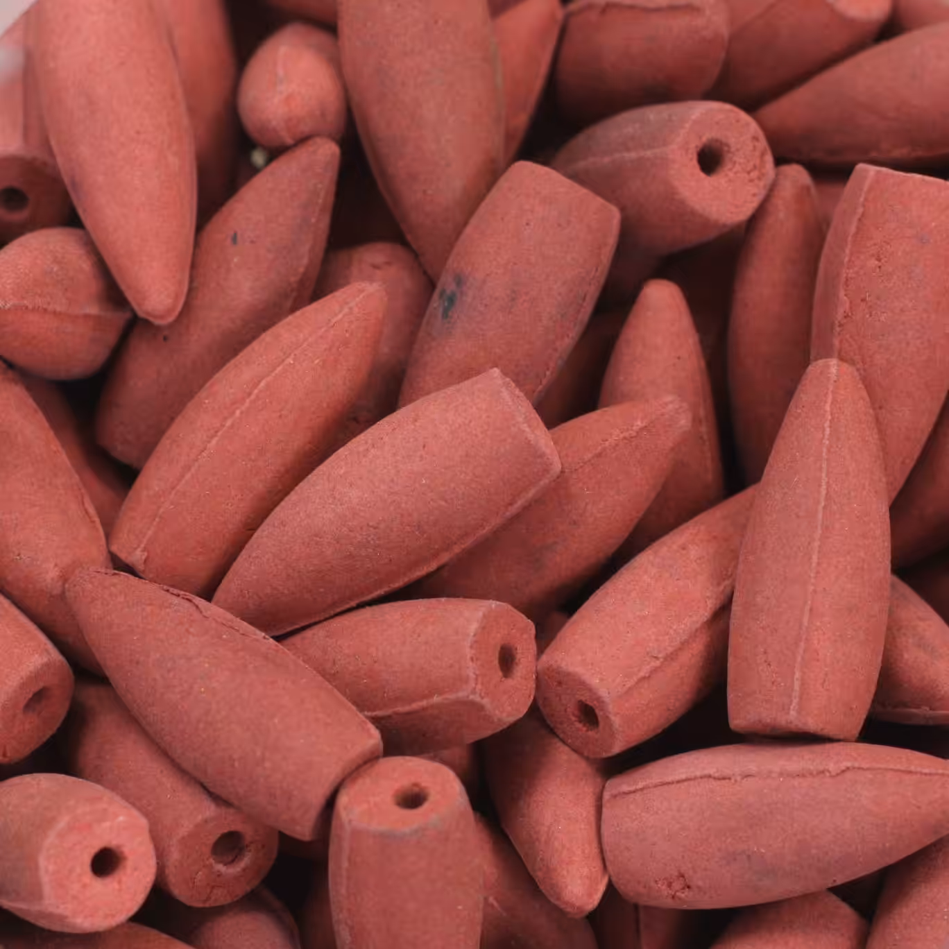 Back Flow Incense Cones – Dragons Blood (approx 225 pcs) 500g | www.artisan-gifts.co.uk 2 Back Flow Incense Cones – Dragons Blood (approx 225 pcs) 500g | www.artisan-gifts.co.uk 1