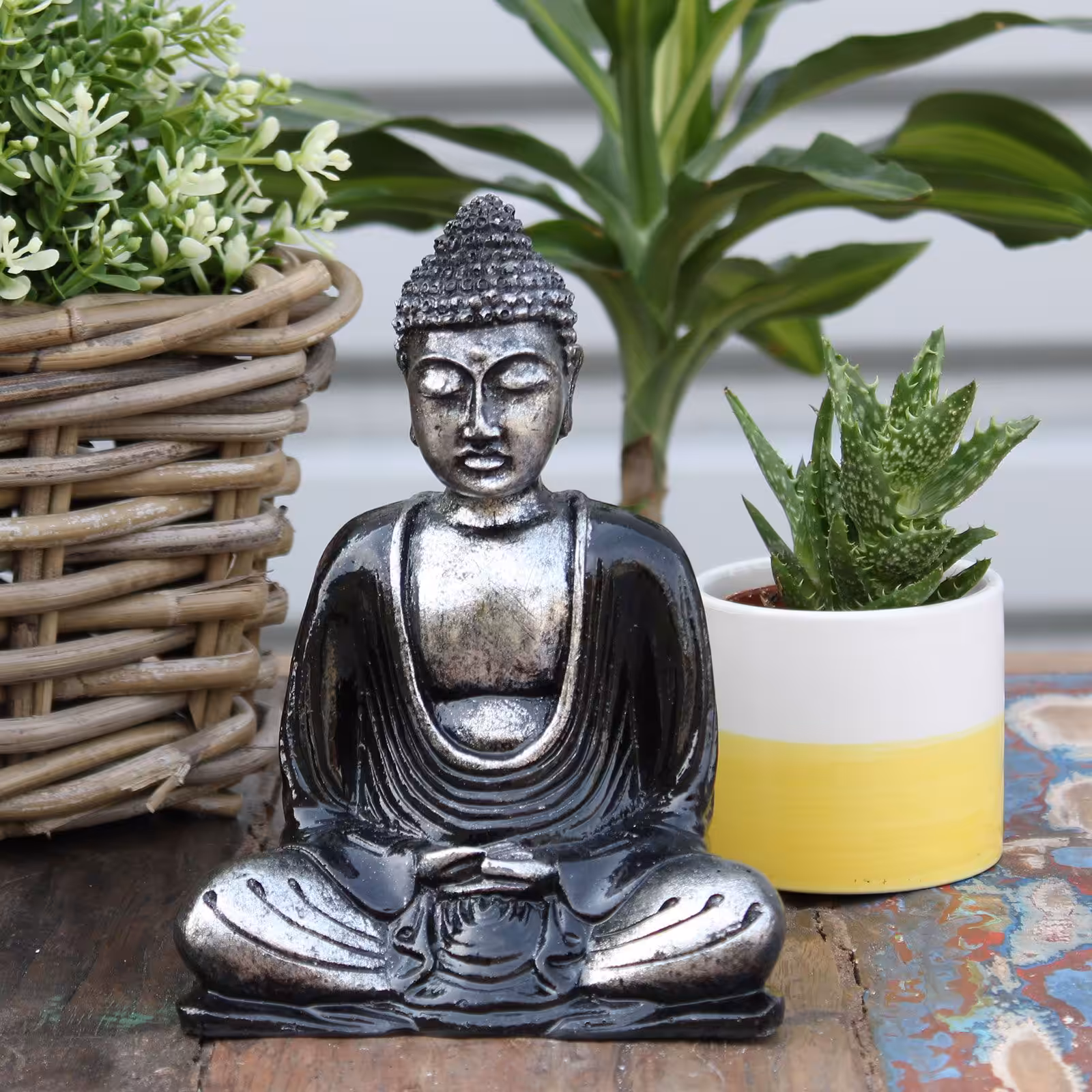 Black & Grey Buddha – Medium | www.artisan-gifts.co.uk 8 Black & Grey Buddha – Medium | www.artisan-gifts.co.uk 7