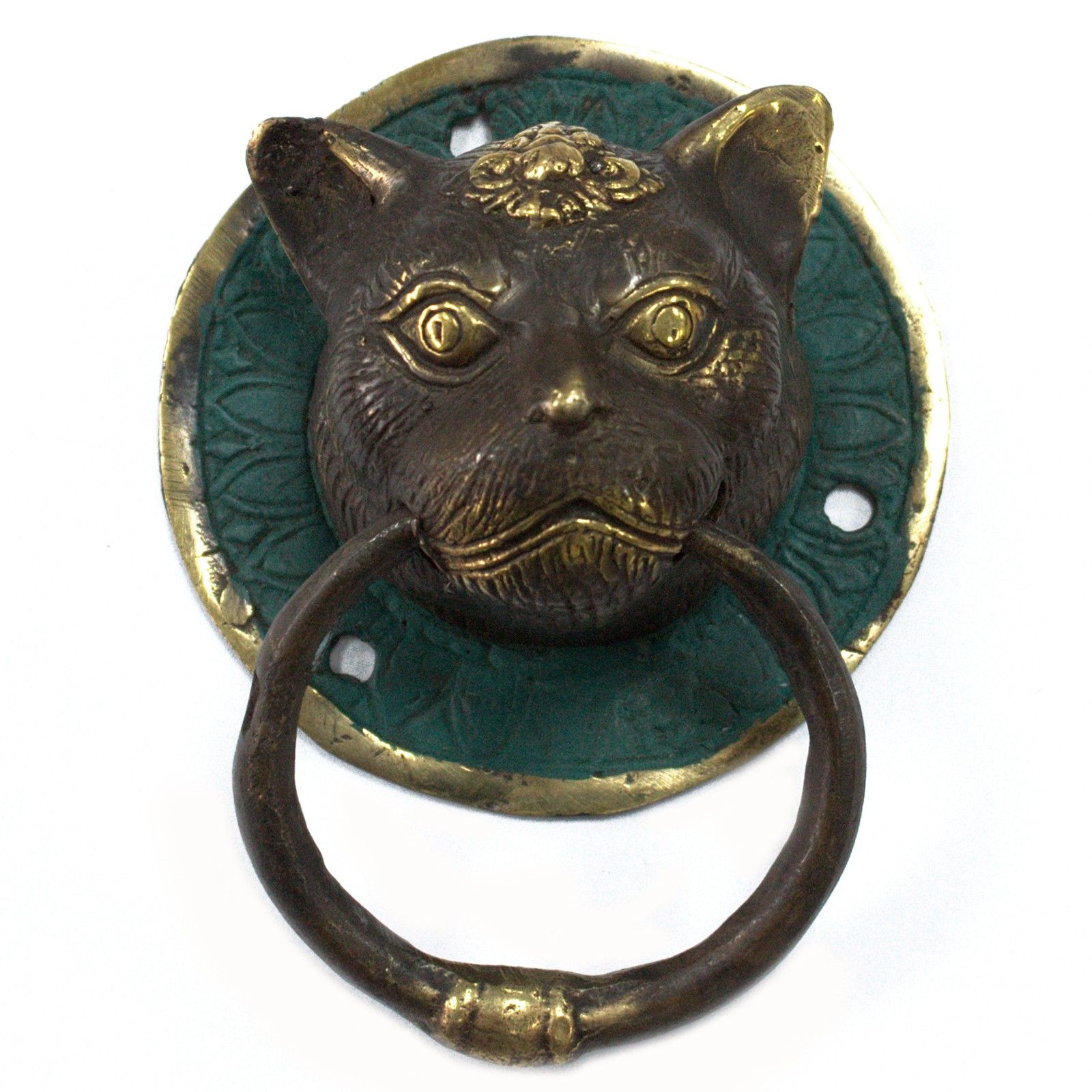 Brass Door Knocker – Cats Head | www.artisan-gifts.co.uk 4 Brass Door Knocker – Cats Head | www.artisan-gifts.co.uk 3