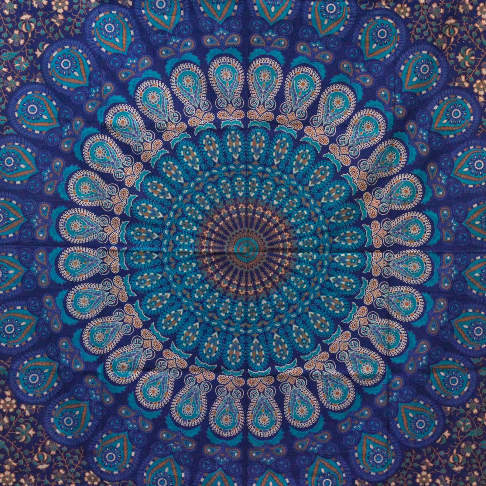 Double Cotton Bedspread + Wall Hanging – Classic Mandala | www.artisan-gifts.co.uk 3 Double Cotton Bedspread + Wall Hanging – Classic Mandala | www.artisan-gifts.co.uk 2
