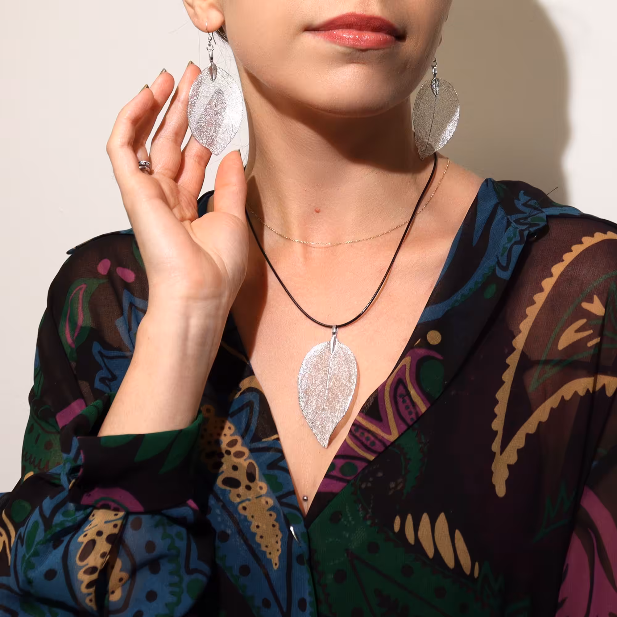 Earrings – Bravery Leaf – Silver | www.artisan-gifts.co.uk 4 Earrings – Bravery Leaf – Silver | www.artisan-gifts.co.uk 3