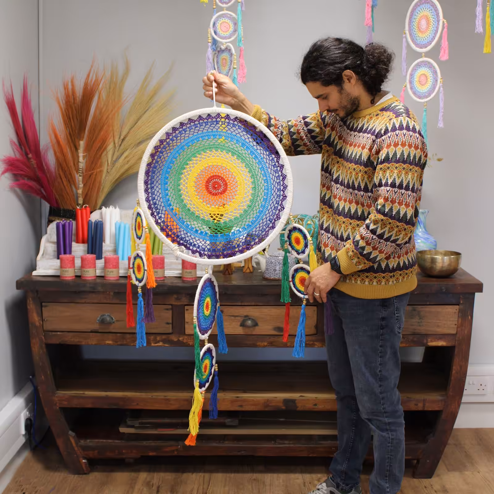 Extra Large Dreamcatcher – Vivid Rainbow | www.artisan-gifts.co.uk 7 Extra Large Dreamcatcher – Vivid Rainbow | www.artisan-gifts.co.uk 6