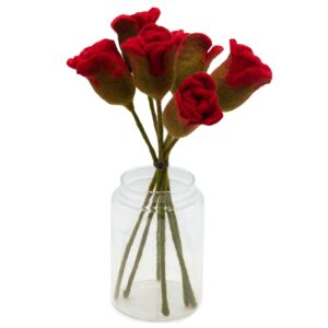 Felt Flowers – Red Roses | www.artisan-gifts.co.uk 1