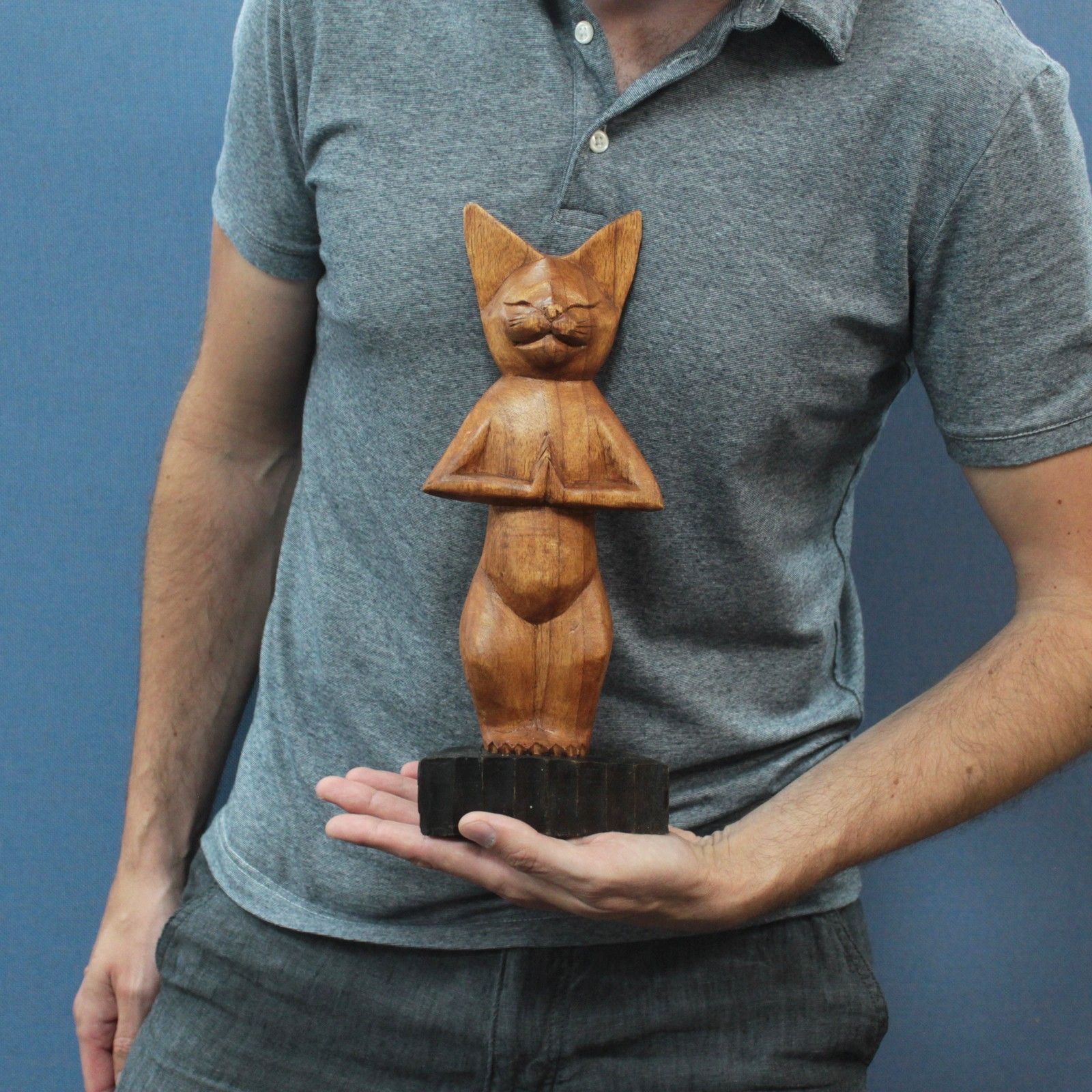 Handcarved Yoga Cats – Standing | www.artisan-gifts.co.uk 3 Handcarved Yoga Cats – Standing | www.artisan-gifts.co.uk 2