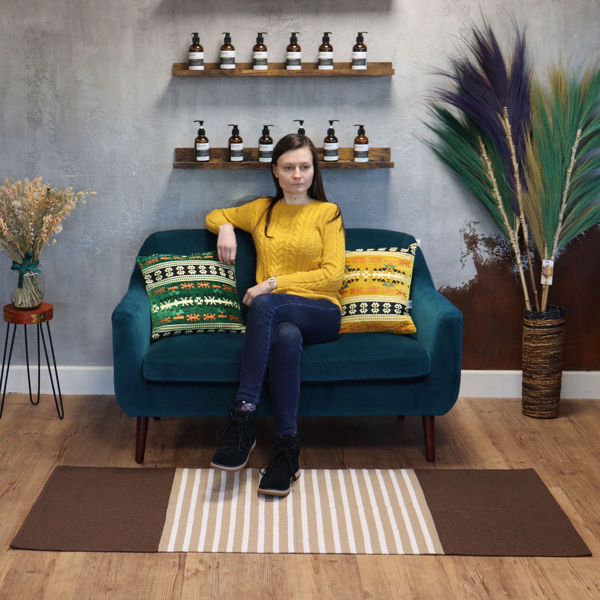 Indian Cotton Rug – 70x170cm – Dark Brown / Beige | www.artisan-gifts.co.uk 8 Indian Cotton Rug – 70x170cm – Dark Brown / Beige | www.artisan-gifts.co.uk 7