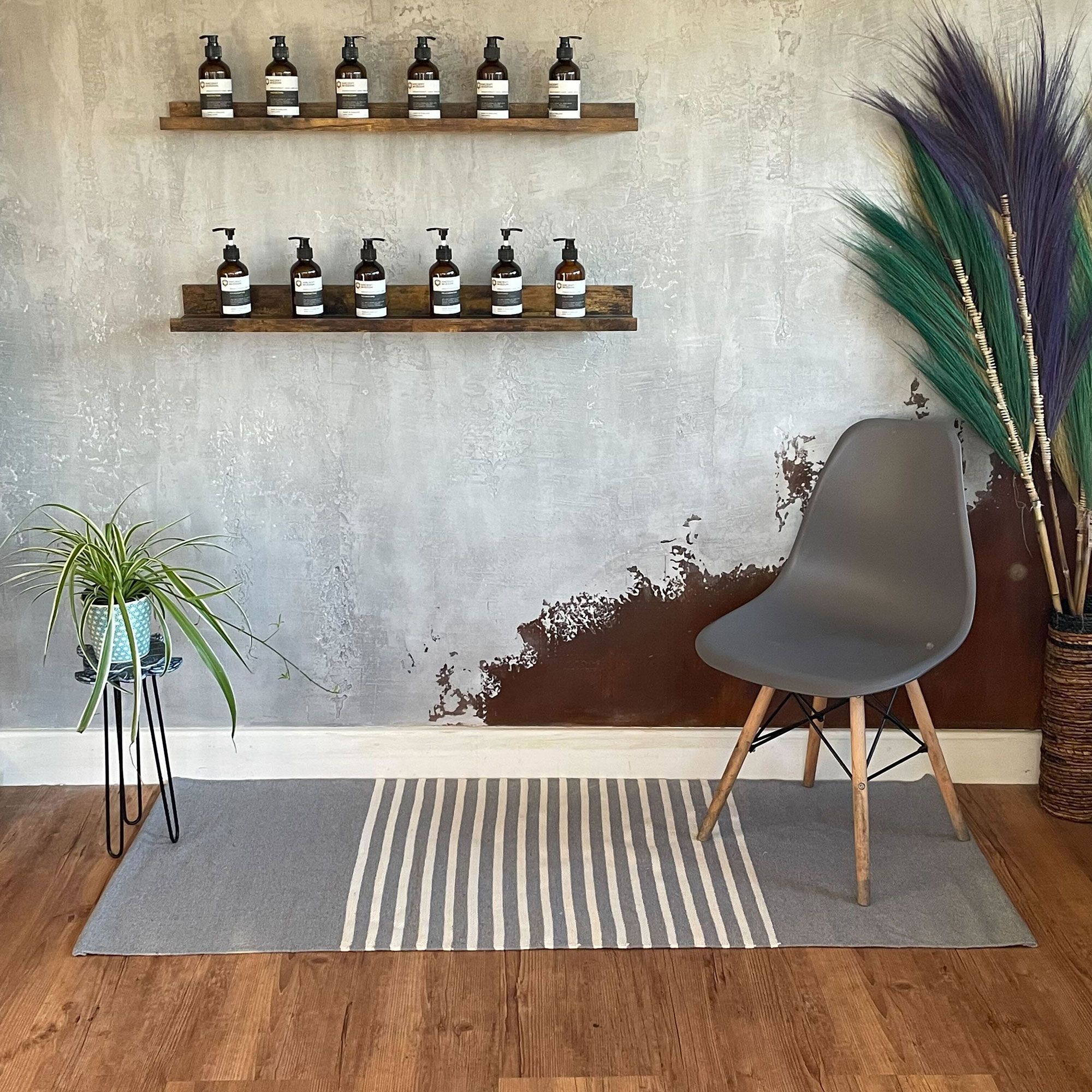 Indian Cotton Rug – 70x170cm – Grey | www.artisan-gifts.co.uk 2 Indian Cotton Rug – 70x170cm – Grey | www.artisan-gifts.co.uk 1