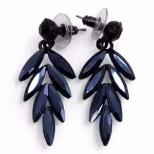 Jet Black – Vintage Glass – Long Drop – Earrings | www.artisan-gifts.co.uk 1