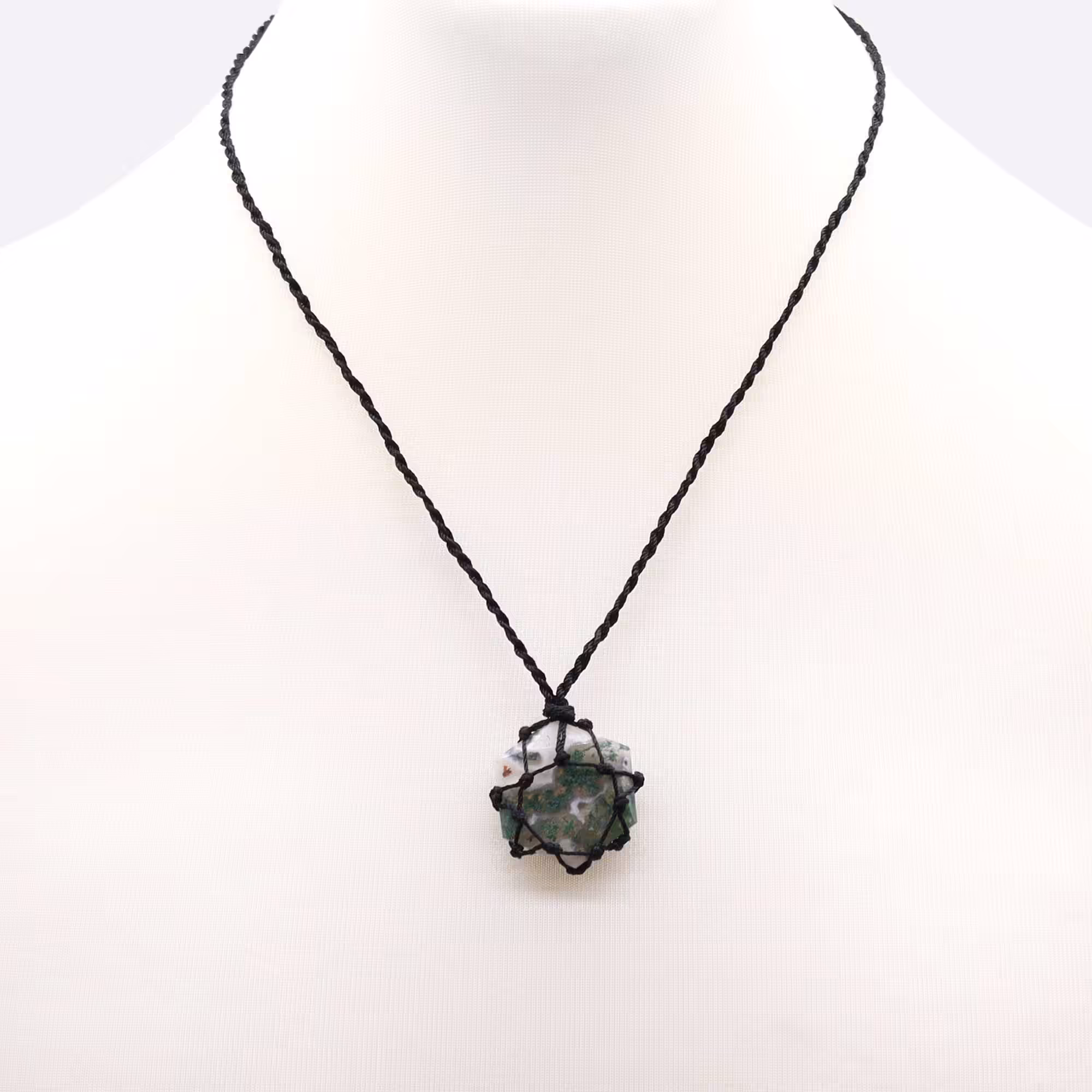 Laced Gemstone Hexagon Pendant – Moss Agate | www.artisan-gifts.co.uk 4 Laced Gemstone Hexagon Pendant – Moss Agate | www.artisan-gifts.co.uk 3