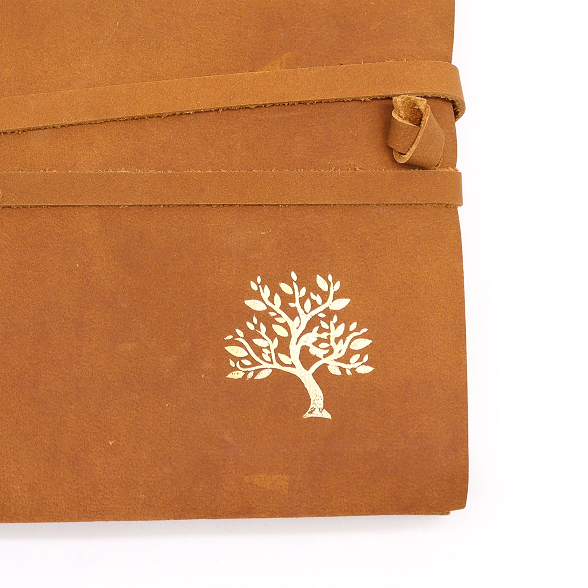 Leather Sketchbook Golden Tree – 144 pages – 18x23cm | www.artisan-gifts.co.uk 6 Leather Sketchbook Golden Tree – 144 pages – 18x23cm | www.artisan-gifts.co.uk 5