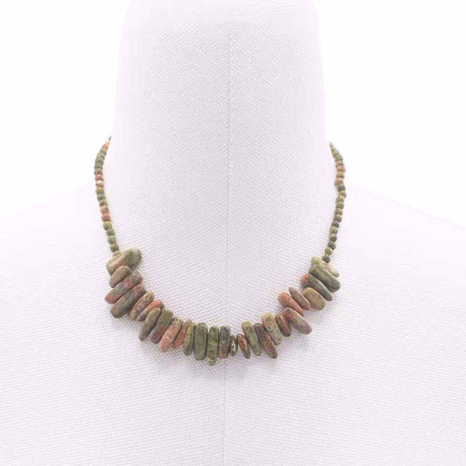 Longstone Gem Necklace – Unakite | www.artisan-gifts.co.uk 2 Longstone Gem Necklace – Unakite | www.artisan-gifts.co.uk 1