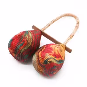 Maracas Rattle – Double Loop | www.artisan-gifts.co.uk 1