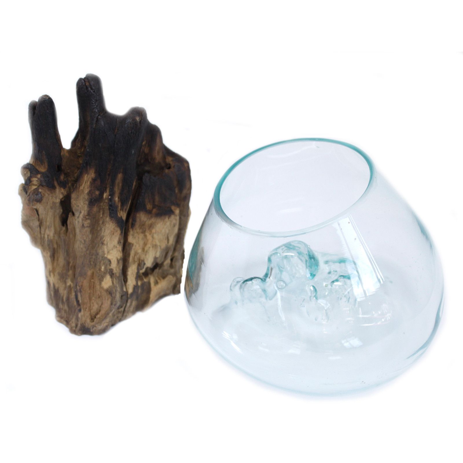 Molten Glass on Wood – Large Bowl | www.artisan-gifts.co.uk 5 Molten Glass on Wood – Large Bowl | www.artisan-gifts.co.uk 4