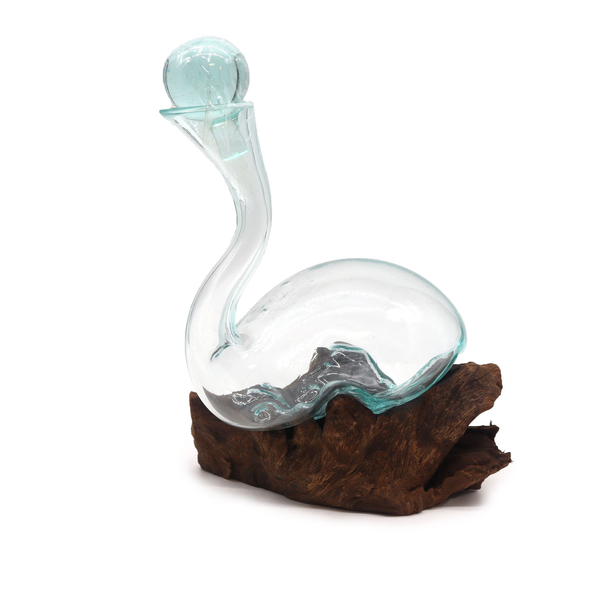 Molten Glass on Wood – Wine Decanter | www.artisan-gifts.co.uk 3 Molten Glass on Wood – Wine Decanter | www.artisan-gifts.co.uk 2