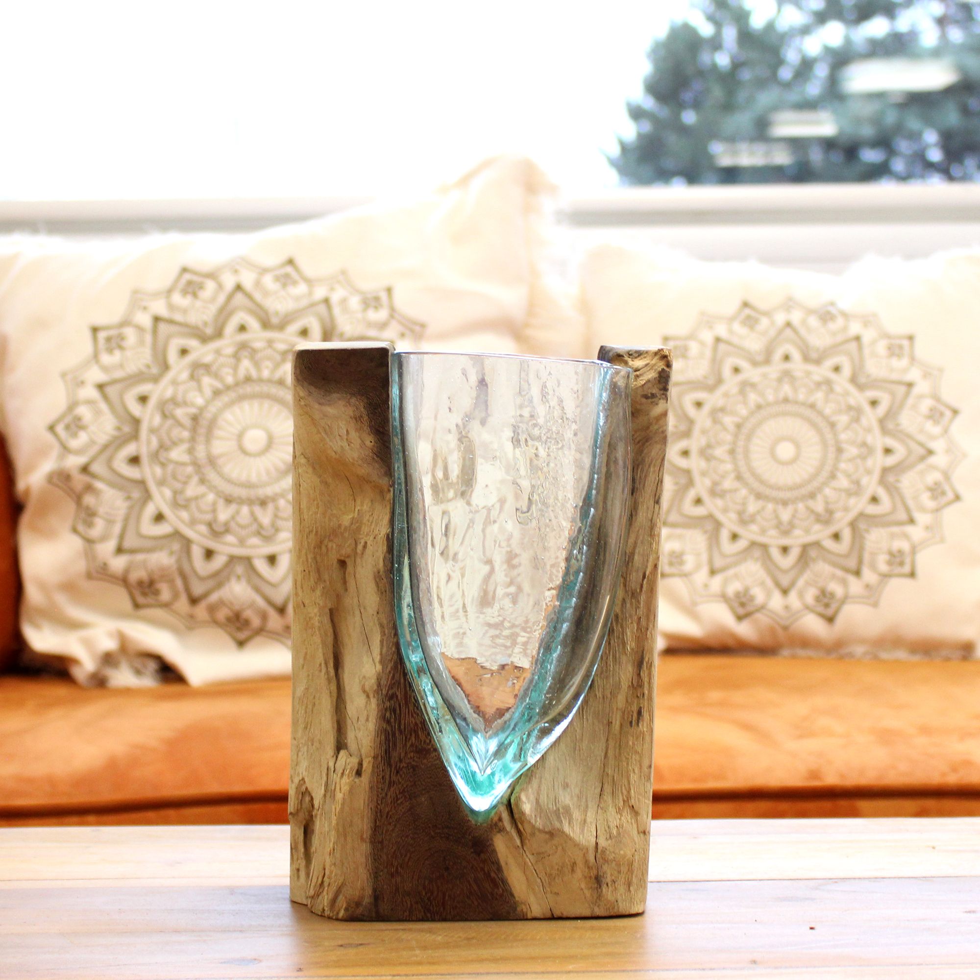 Molton Glass V-shaped Art Vase on Wood | www.artisan-gifts.co.uk 7 Molton Glass V-shaped Art Vase on Wood | www.artisan-gifts.co.uk 6
