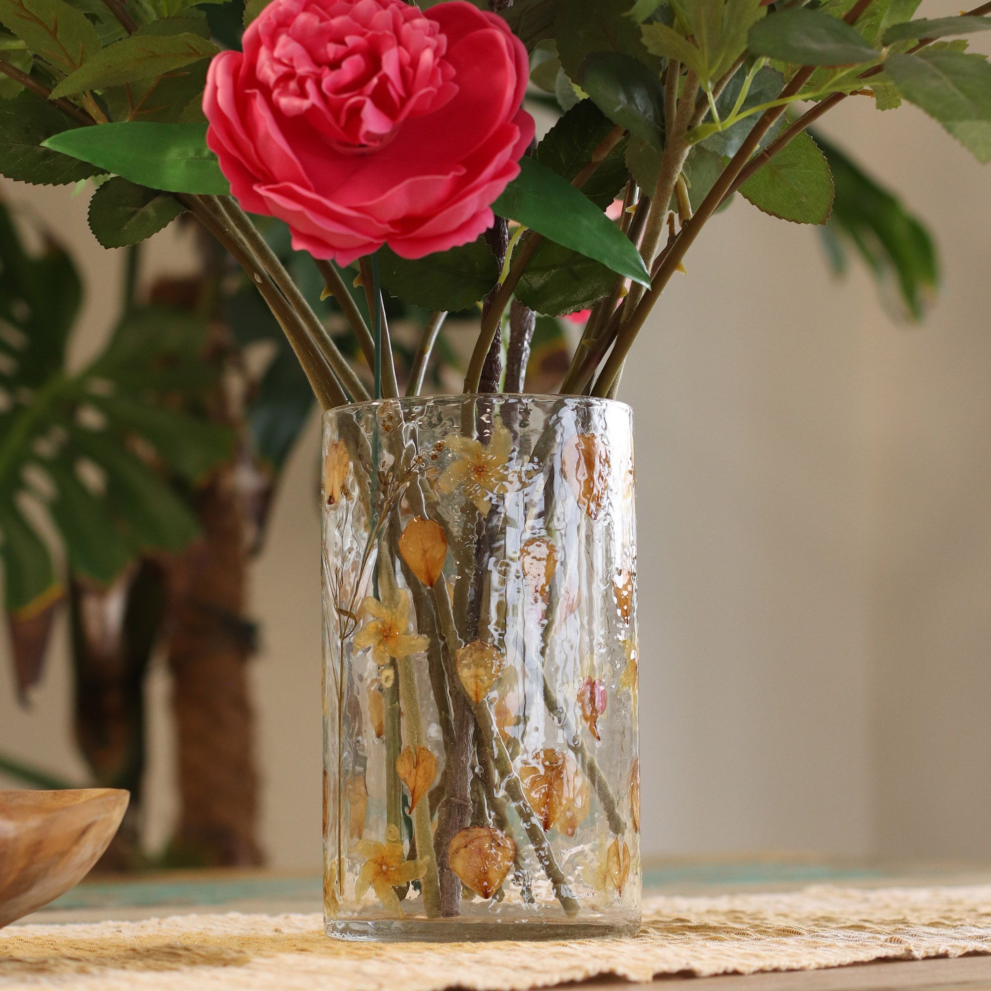 Natural Floral Glass – Tall Vase Candle Holder – Rose – (19x11cm) | www.artisan-gifts.co.uk 5 Natural Floral Glass – Tall Vase Candle Holder – Rose – (19x11cm) | www.artisan-gifts.co.uk 4