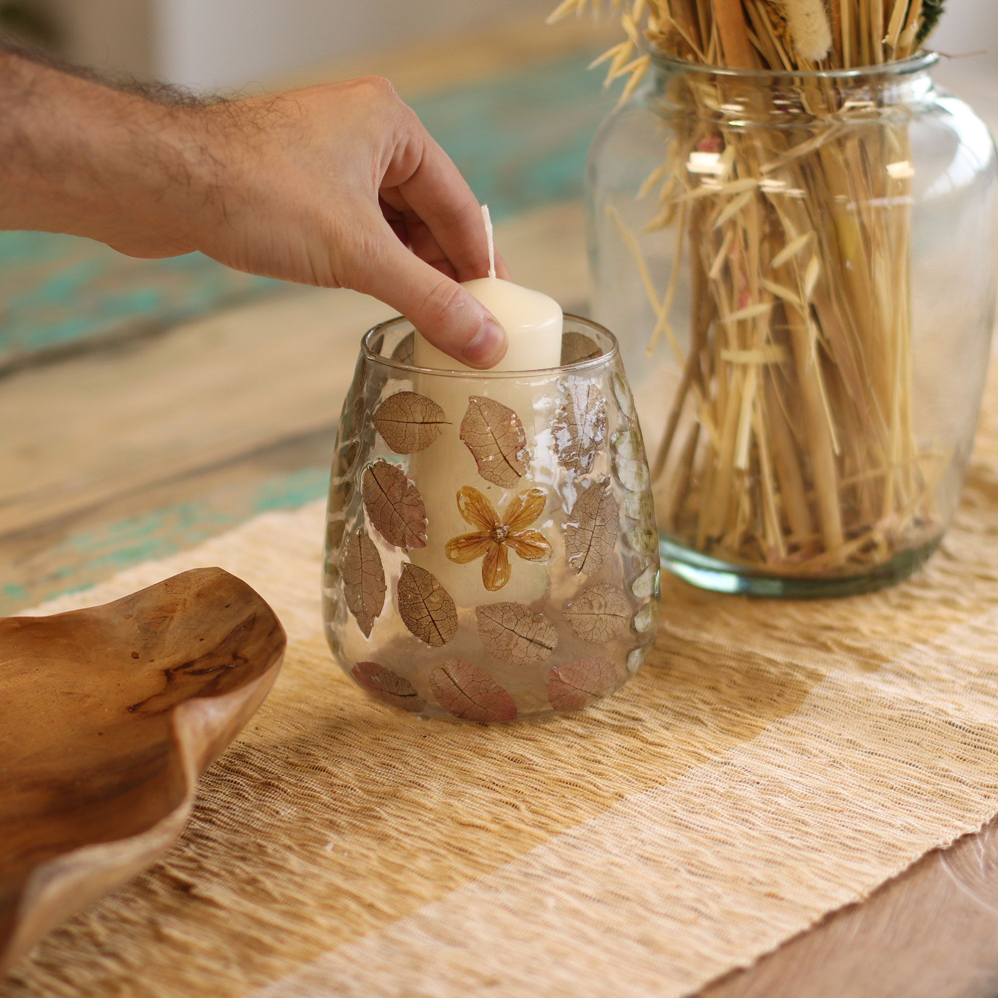 Natural Floral Glass – Vase Candle Holder – Primavera – (12x11cm) | www.artisan-gifts.co.uk 5 Natural Floral Glass – Vase Candle Holder – Primavera – (12x11cm) | www.artisan-gifts.co.uk 4