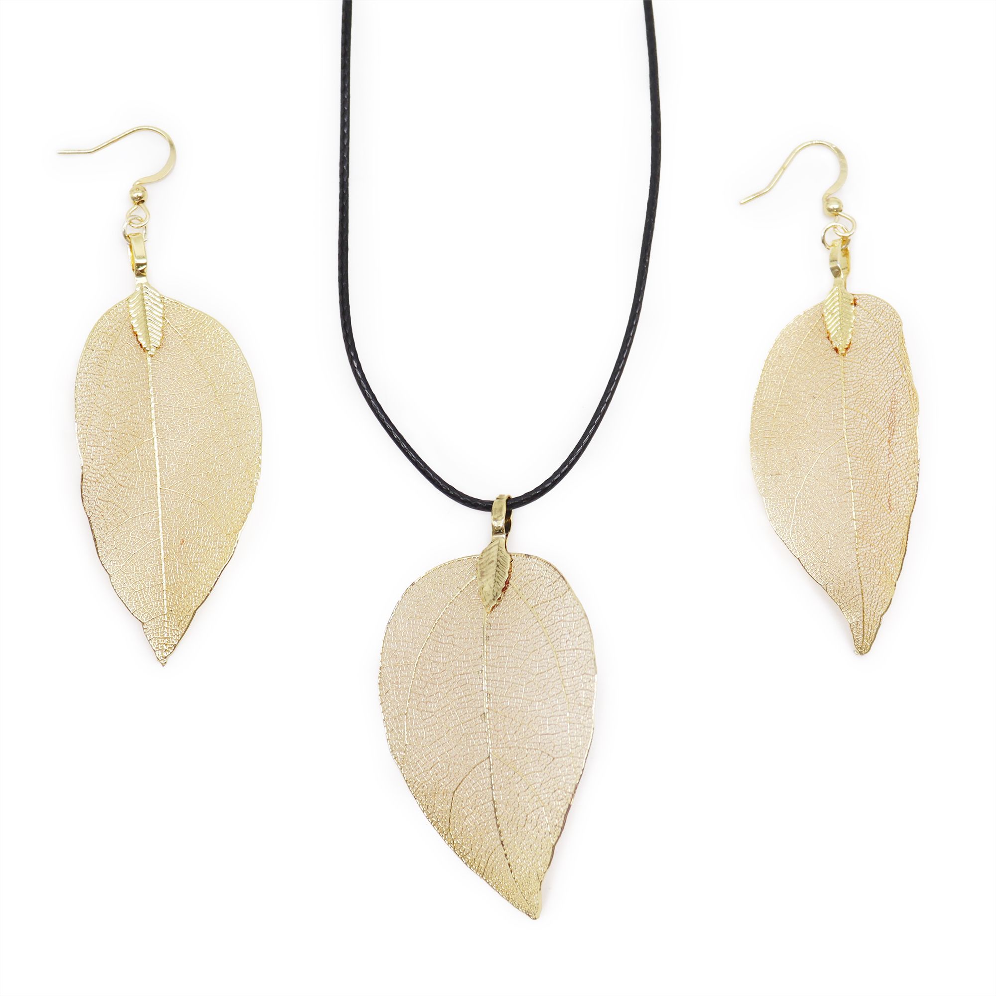 Necklace & Earring Set – Bravery Leaf – Gold | www.artisan-gifts.co.uk 2 Necklace & Earring Set – Bravery Leaf – Gold | www.artisan-gifts.co.uk 1