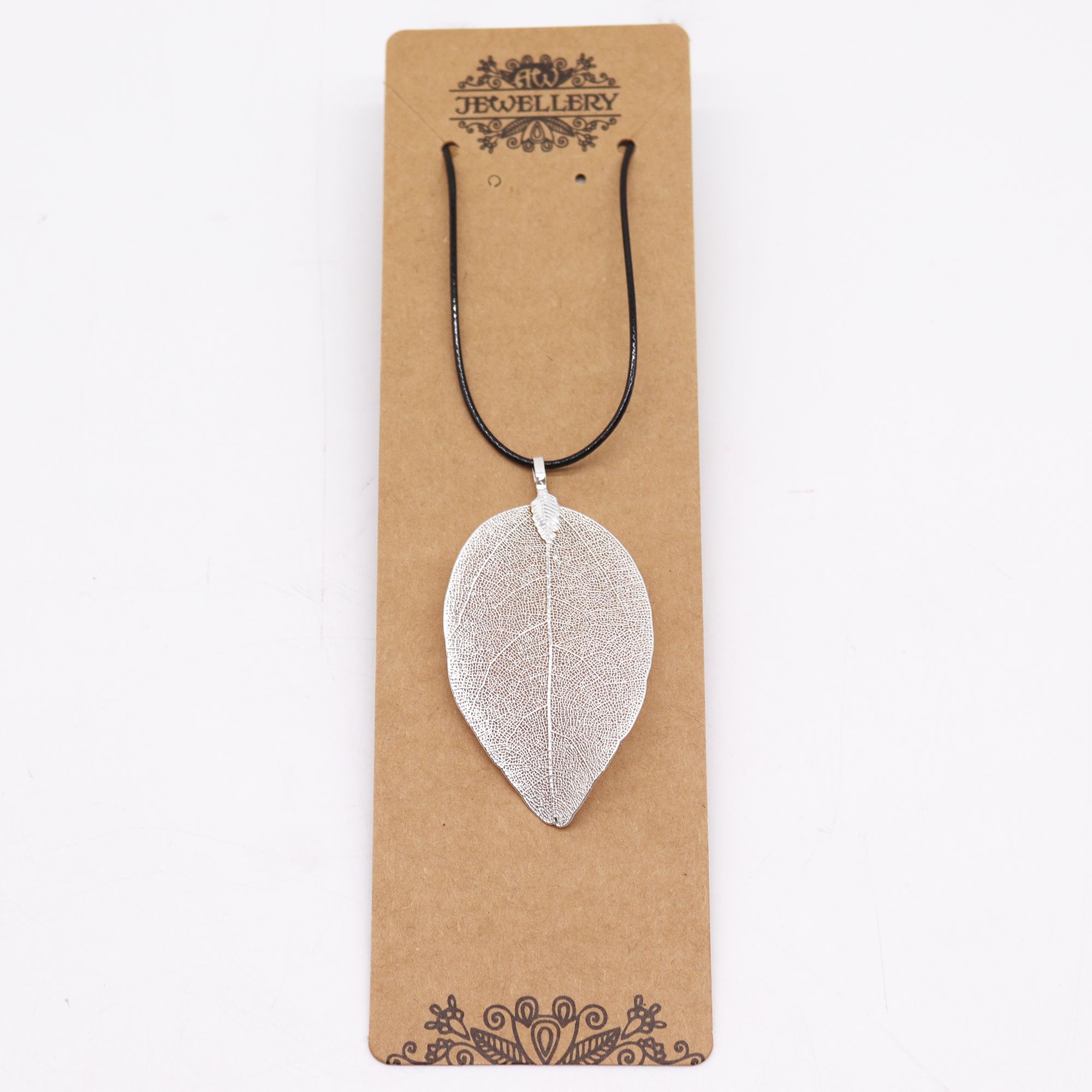 Necklace – Bravery Leaf – Silver | www.artisan-gifts.co.uk 3 Necklace – Bravery Leaf – Silver | www.artisan-gifts.co.uk 2