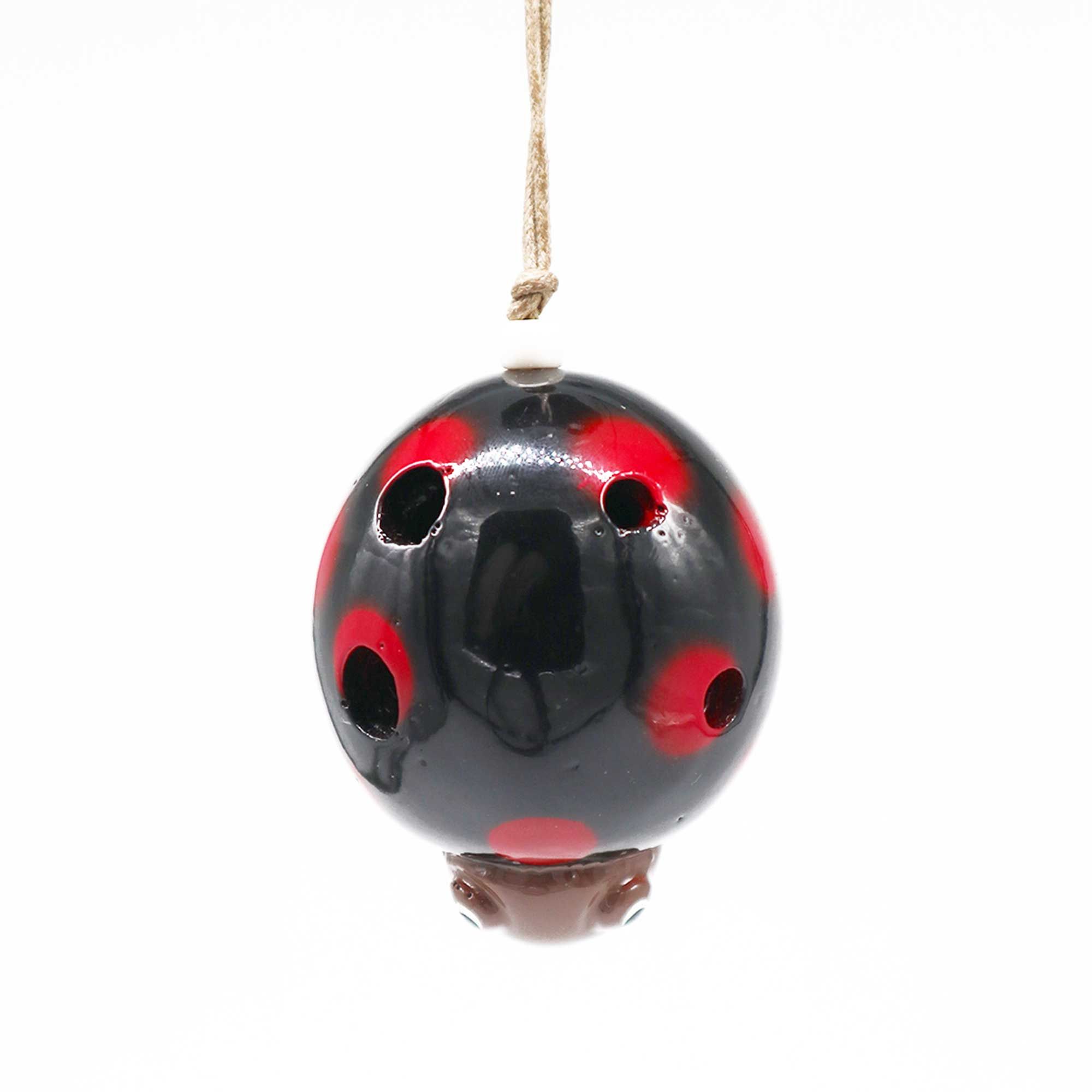 Ocarina Musical Animal – Ladybird | www.artisan-gifts.co.uk 4 Ocarina Musical Animal – Ladybird | www.artisan-gifts.co.uk 3