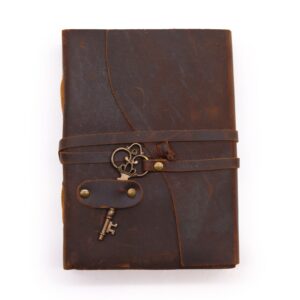 Oiled Leather & Key – 200 pages decle-edged – 13x18cm | www.artisan-gifts.co.uk 1