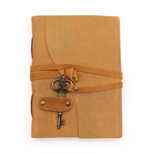 Oiled Tan Leather & Key – 200 pages – 13x18cm | www.artisan-gifts.co.uk 1