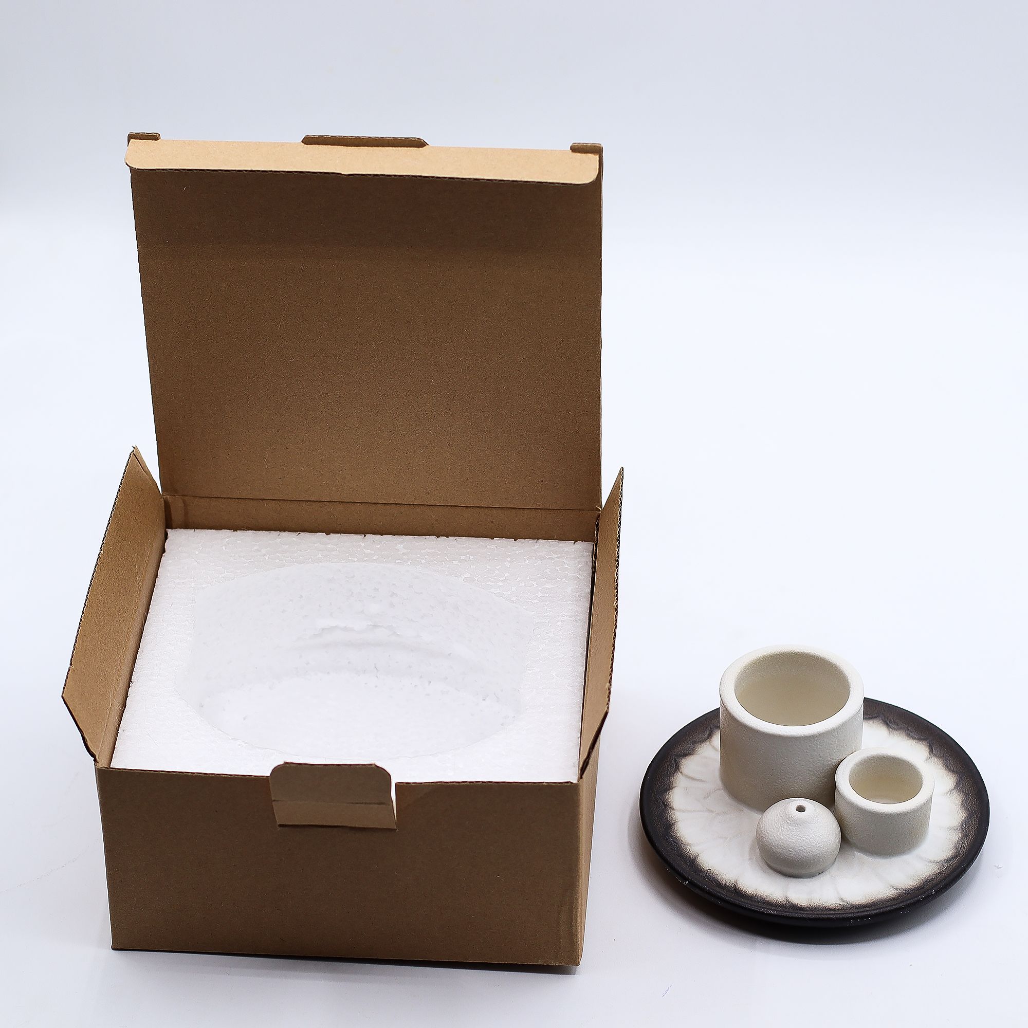 Palo Santo Stick & Smudge Holder – Mandala – White & Grey | www.artisan-gifts.co.uk 7 Palo Santo Stick & Smudge Holder – Mandala – White & Grey | www.artisan-gifts.co.uk 6