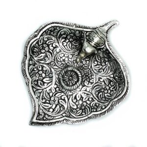 Polished Aluminium Elephant Leaf Incense Holder 11cm | www.artisan-gifts.co.uk 1