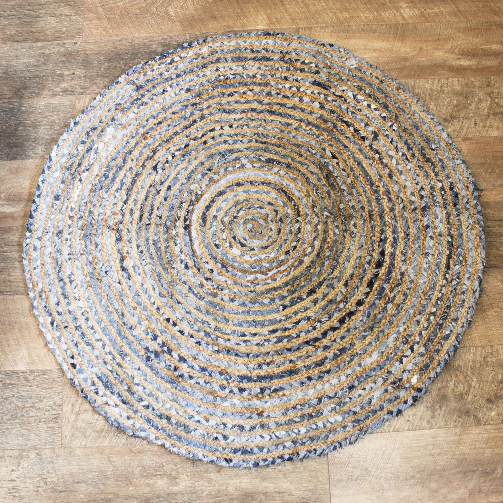 Round Jute and Recycle Denim Rug – 120 cm | www.artisan-gifts.co.uk 2 Round Jute and Recycle Denim Rug – 120 cm | www.artisan-gifts.co.uk 1