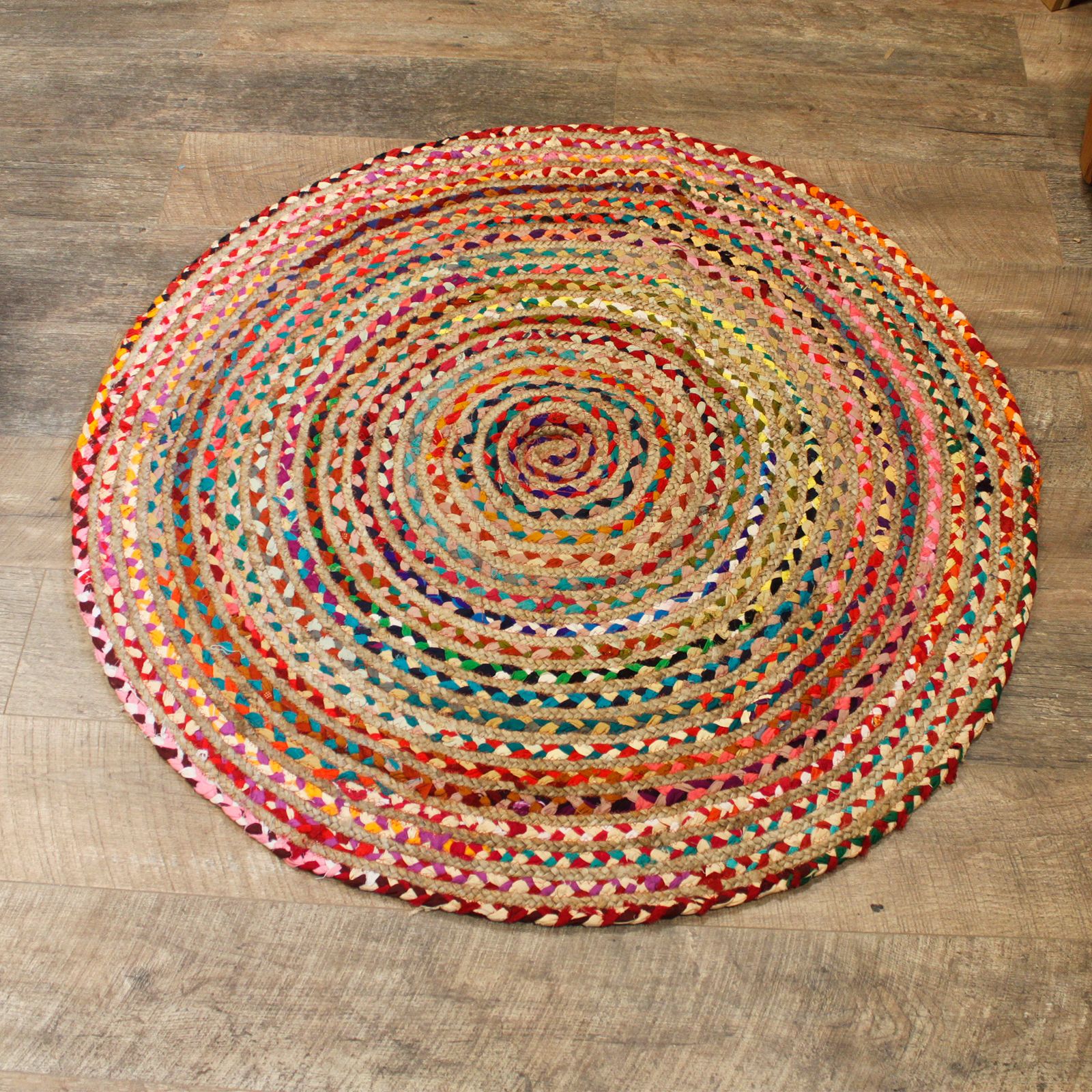 Round Jute and Recycled Cotton Rug – 120 cm | www.artisan-gifts.co.uk 3 Round Jute and Recycled Cotton Rug – 120 cm | www.artisan-gifts.co.uk 2