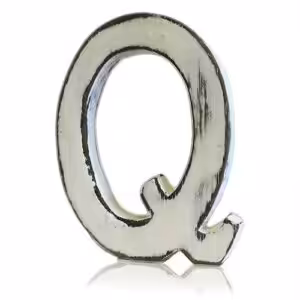 Shabby Chic Letters – Q | www.artisan-gifts.co.uk