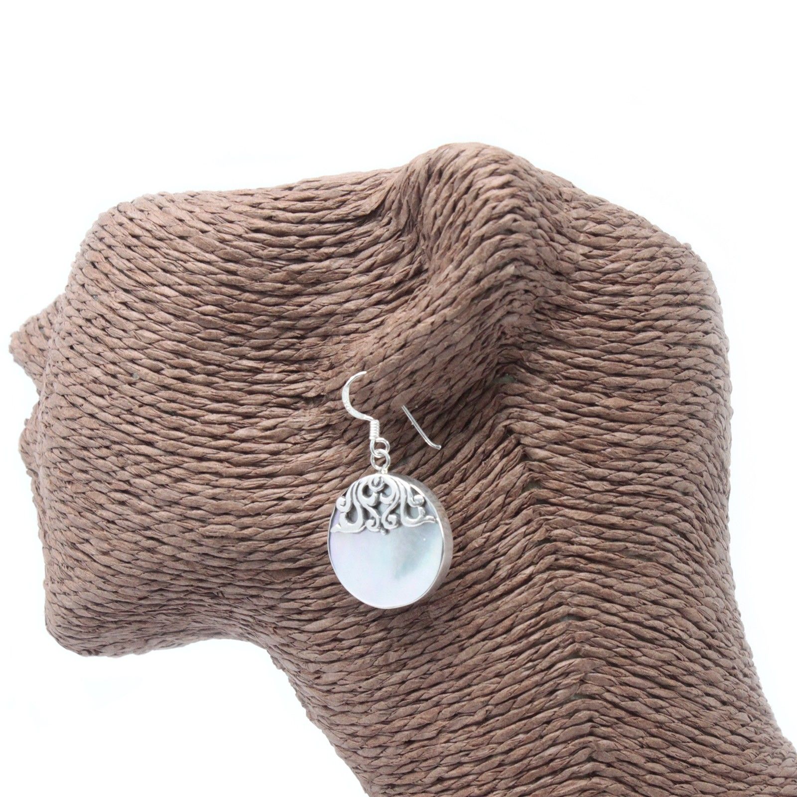 Shell & Silver Earrings – Classic Disc – MOP | www.artisan-gifts.co.uk 4 Shell & Silver Earrings – Classic Disc – MOP | www.artisan-gifts.co.uk 3