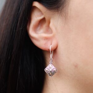 Silver & Gold Earring – Square Drop | www.artisan-gifts.co.uk 1