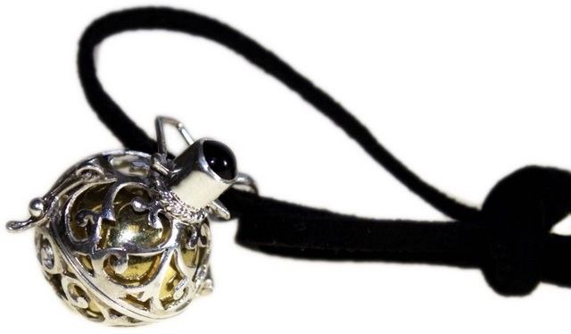 Silver Angel Bell – Night-time – 18mm | www.artisan-gifts.co.uk 6 Silver Angel Bell – Night-time – 18mm | www.artisan-gifts.co.uk 5