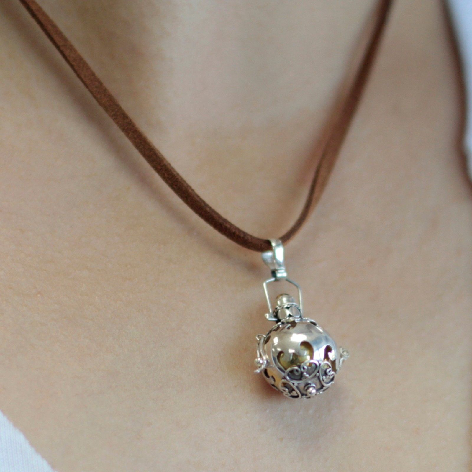 Silver Angel Bell – Protection – 16mm | www.artisan-gifts.co.uk 2 Silver Angel Bell – Protection – 16mm | www.artisan-gifts.co.uk 1