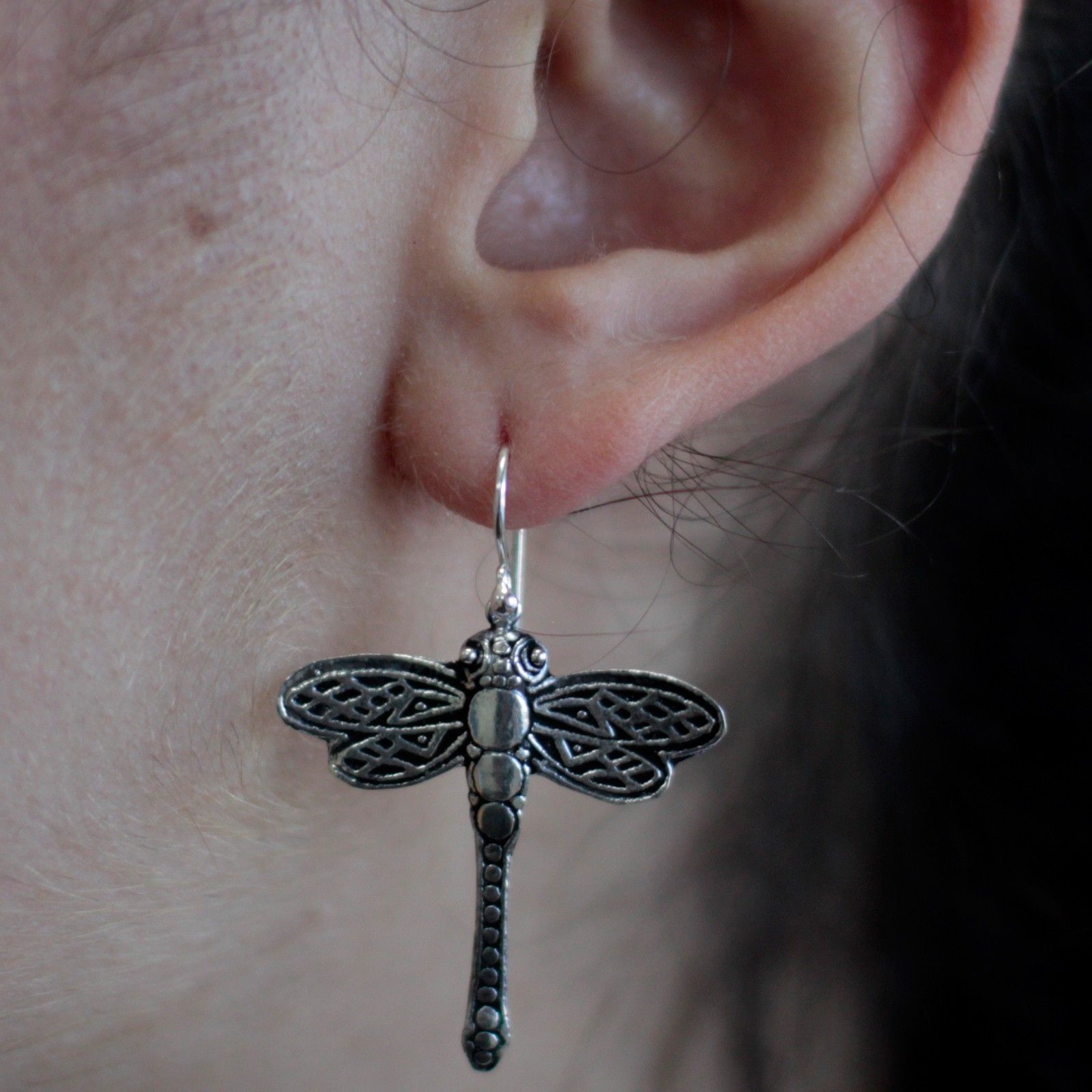 Silver Earrings – Dragonflies | www.artisan-gifts.co.uk 2 Silver Earrings – Dragonflies | www.artisan-gifts.co.uk 1