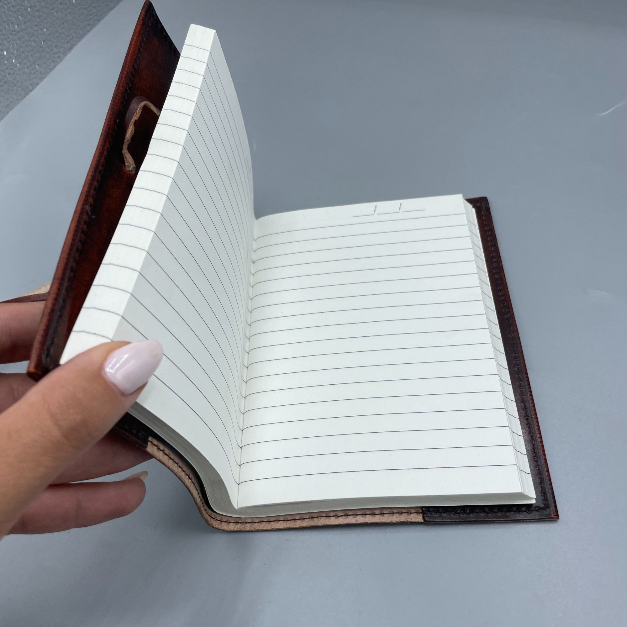 Small Tree of Life Leather Journal – 18x13x2cm | www.artisan-gifts.co.uk 3 Small Tree of Life Leather Journal – 18x13x2cm | www.artisan-gifts.co.uk 2