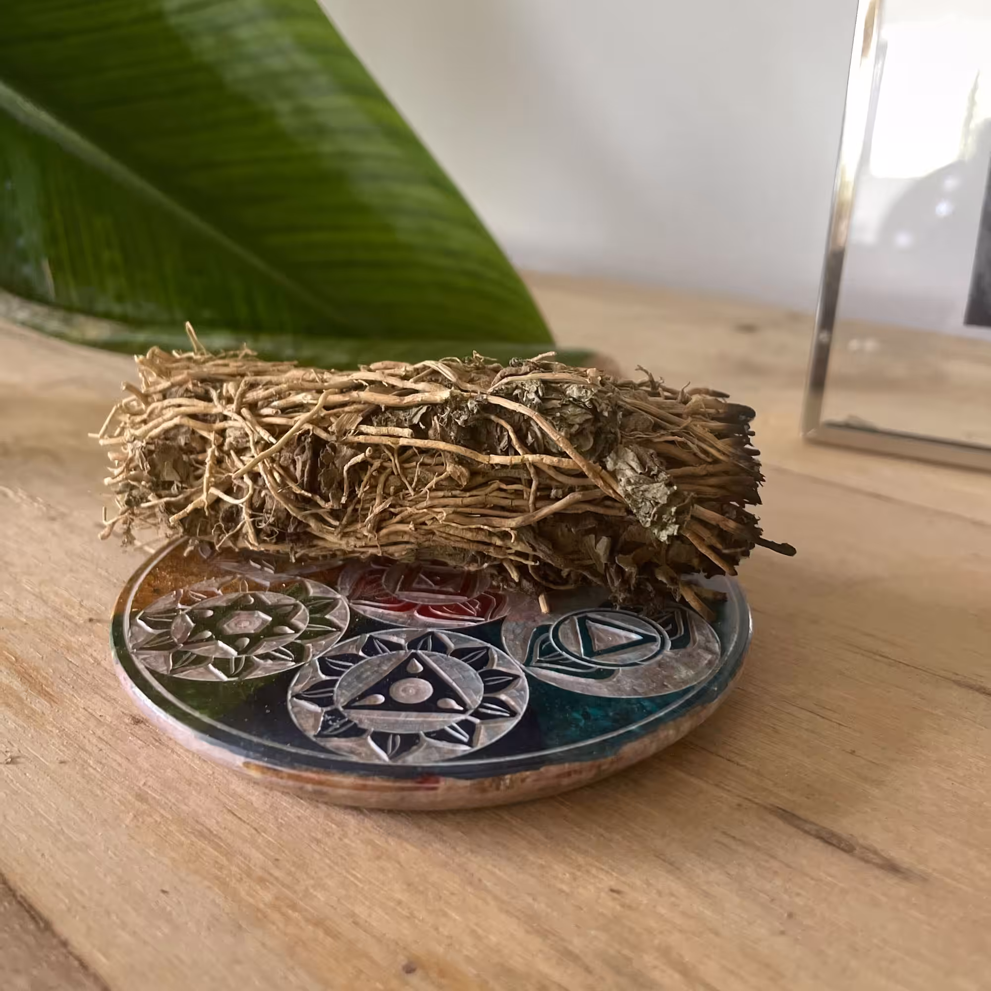 Soapstone Disc Incense Cone Holder 10cm – Seven Chakra | www.artisan-gifts.co.uk 6 Soapstone Disc Incense Cone Holder 10cm – Seven Chakra | www.artisan-gifts.co.uk 5