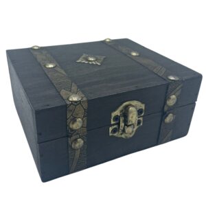 Square Tea Chest – Grey | www.artisan-gifts.co.uk 1
