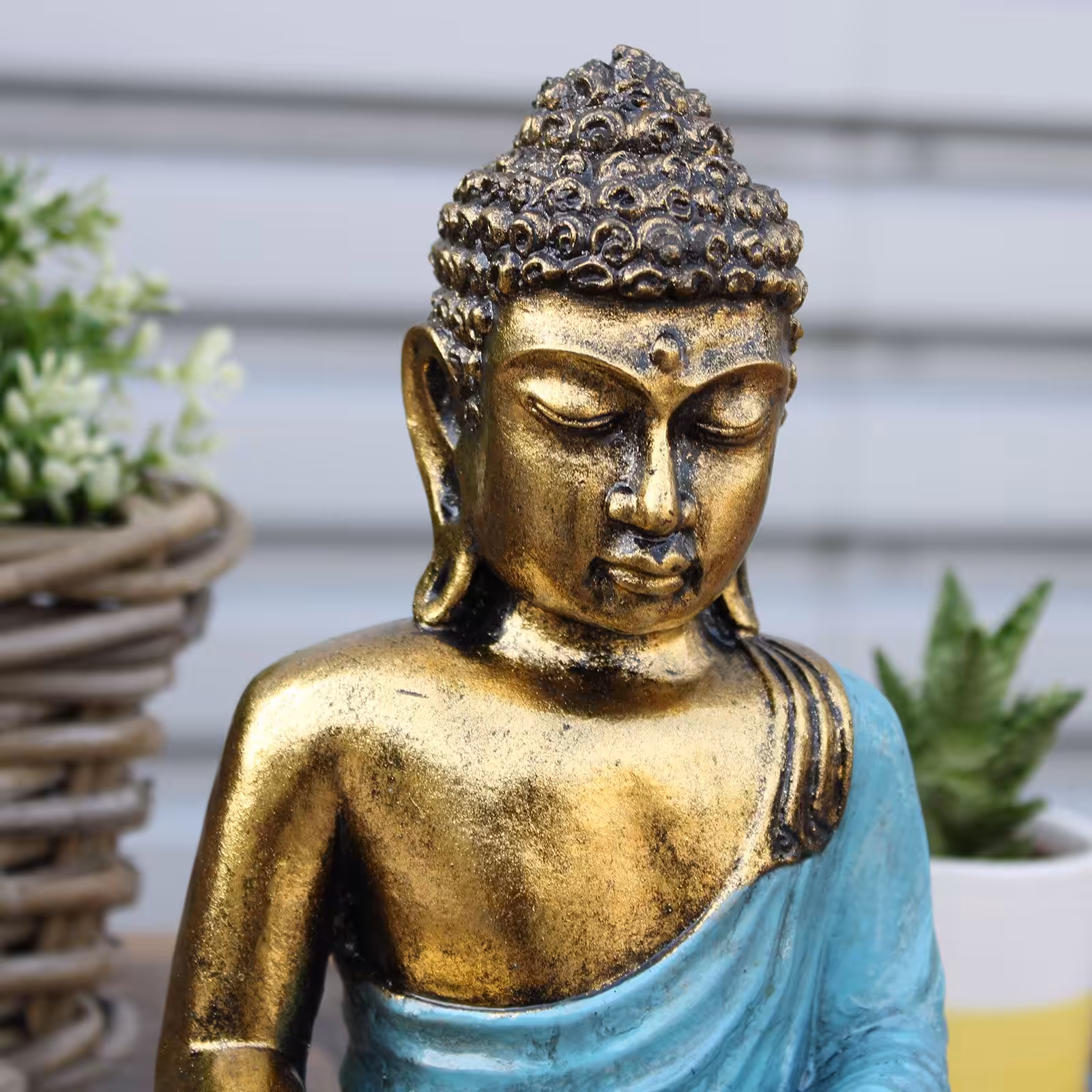Teal & Gold Buddha – Large | www.artisan-gifts.co.uk 9 Teal & Gold Buddha – Large | www.artisan-gifts.co.uk 8