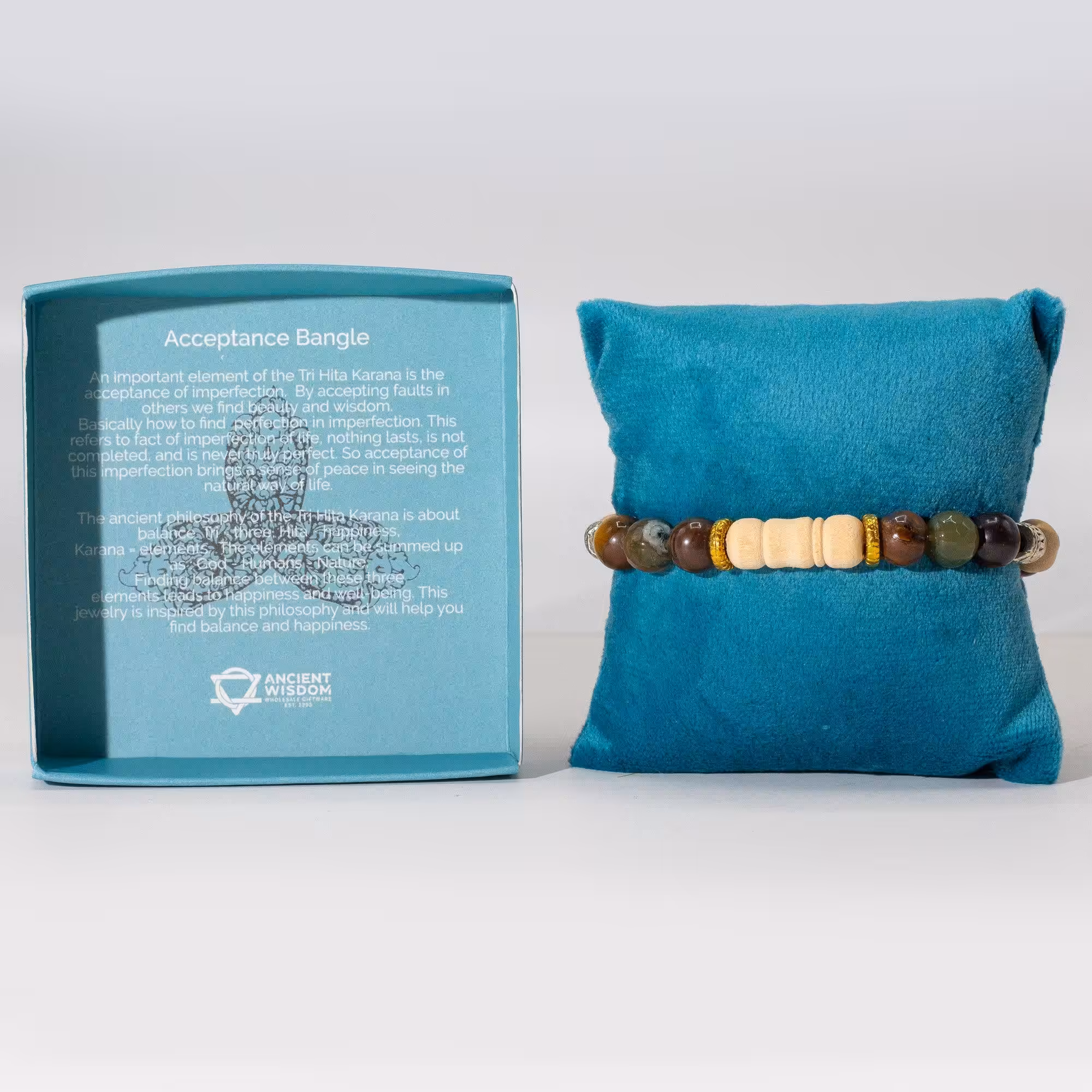 Tri Hita Karana Bangle – Acceptance | www.artisan-gifts.co.uk 6 Tri Hita Karana Bangle – Acceptance | www.artisan-gifts.co.uk 5