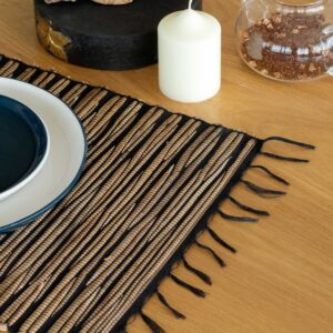 Water Hyacinth Natural Placemat – Black Tiger with Fringe | www.artisan-gifts.co.uk