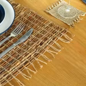 Water Hyacinth Natural Placemat – Robusta and Fringe | www.artisan-gifts.co.uk 1
