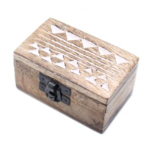 White Washed Wooden Box – Pill Box Aztec Design | www.artisan-gifts.co.uk 1