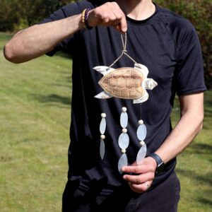 Whitewash Turtle Carving and Natural Copis Drop | www.artisan-gifts.co.uk 1