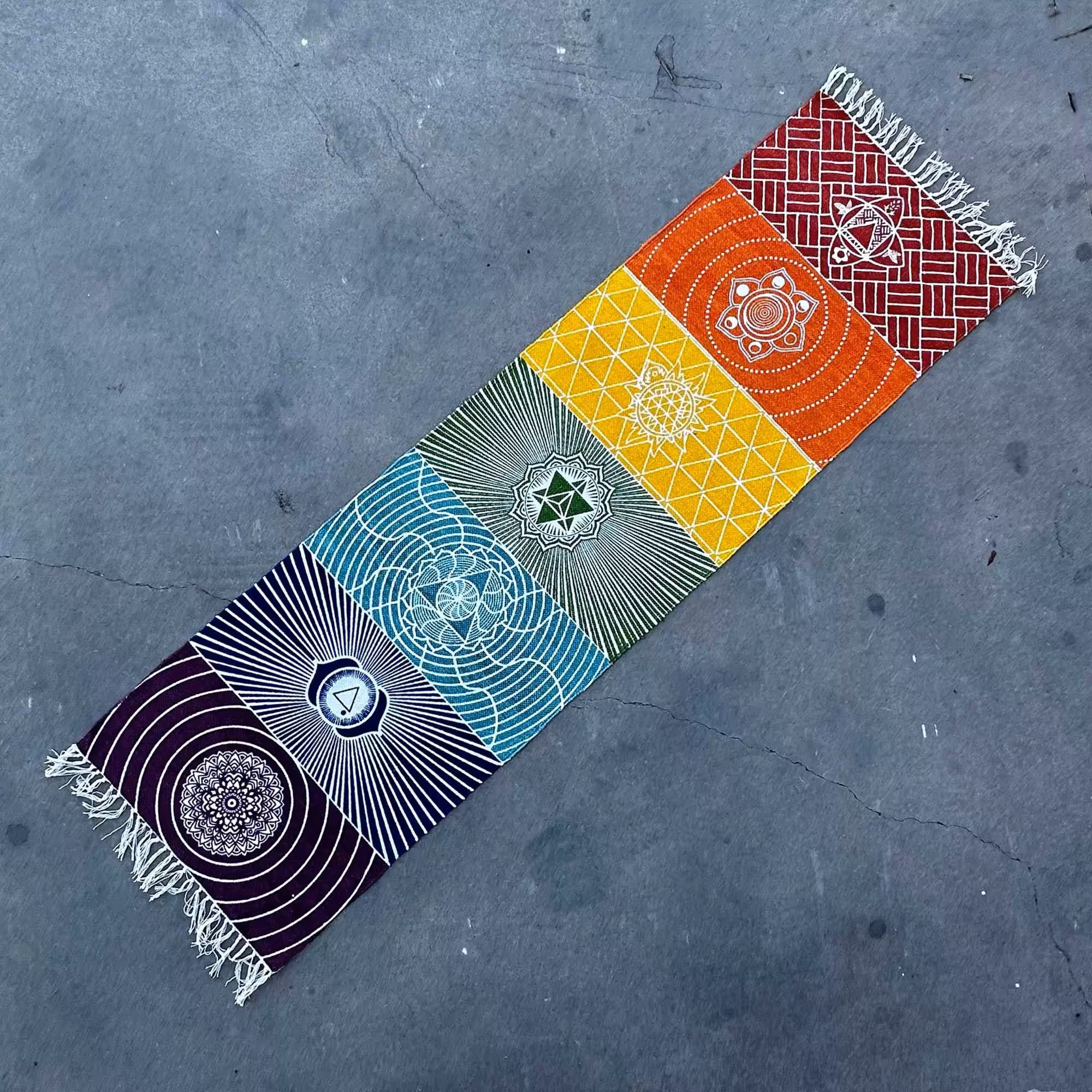 Yoga Rug – 60x200cm – 7 Chakras | www.artisan-gifts.co.uk 4 Yoga Rug – 60x200cm – 7 Chakras | www.artisan-gifts.co.uk 3